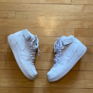Nike Air Force 1 mid white size 12